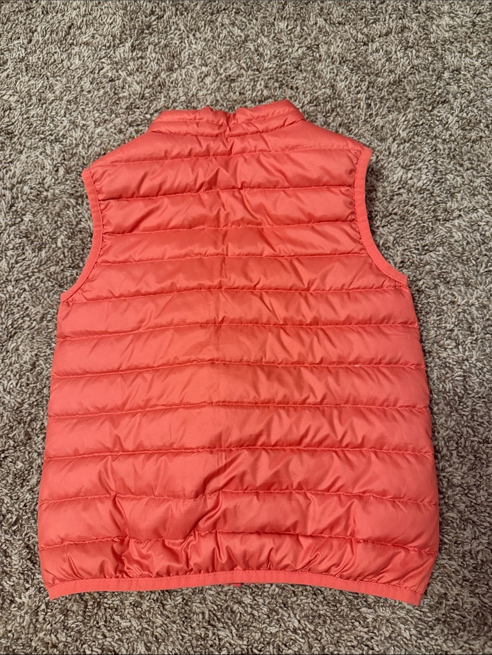 Patagonia kids Coral Quilted Down Vest - Picture 2 of 3